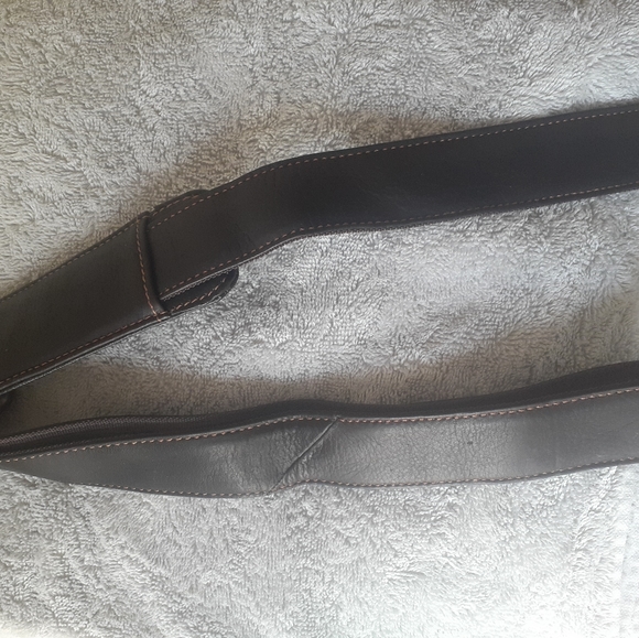 Wilson's Leather Shoulder Stap w/nylon - Picture 10 of 11